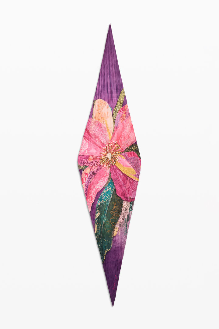 Schal mit Blumenmuster