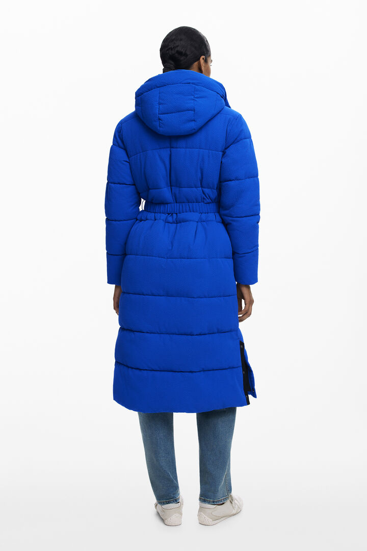 Veste matelassée longue avec ceinture | Desigual