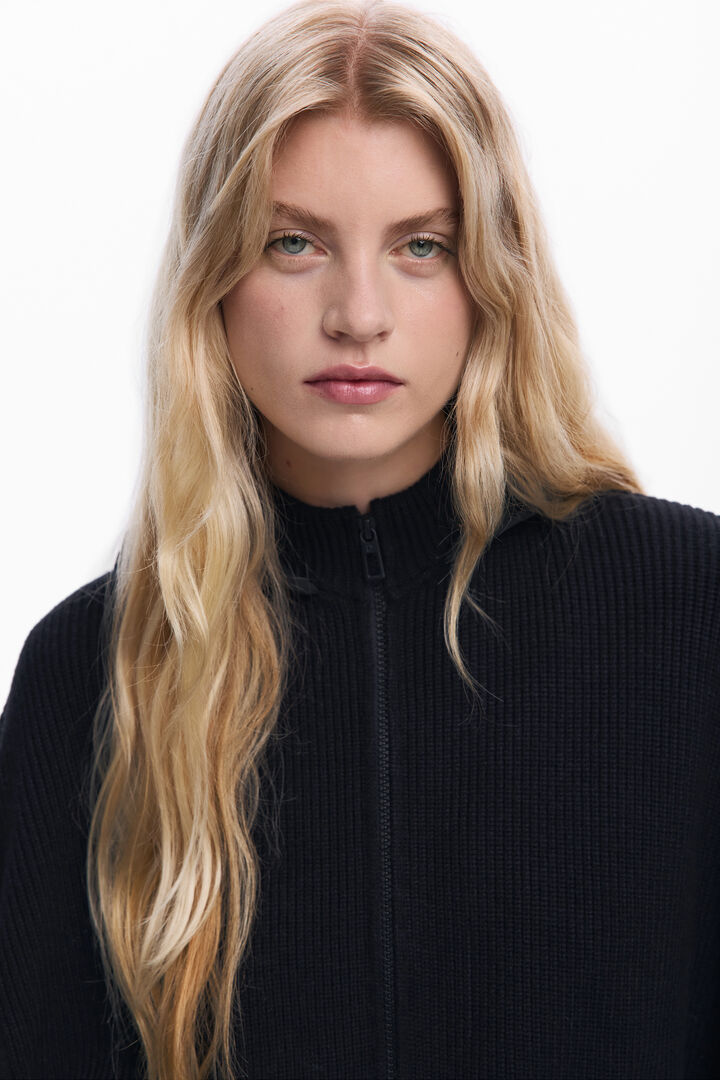 Poncho with hood and pockets | Desigual