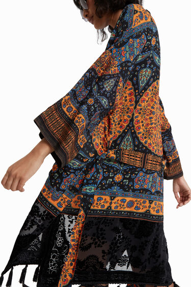 Boomgaard viel vrouw Ethnic tassels kimono