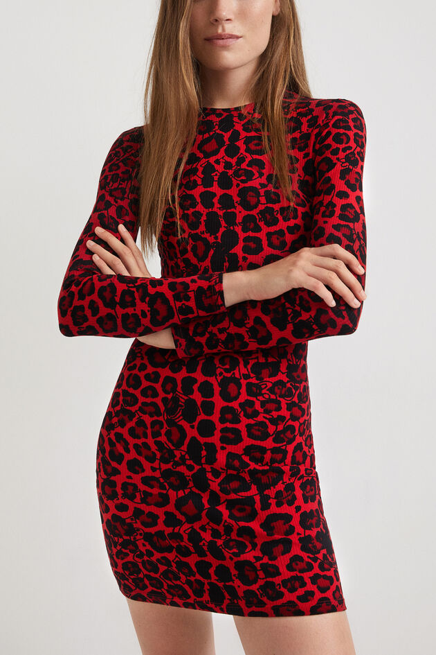 Slim short leopard dress