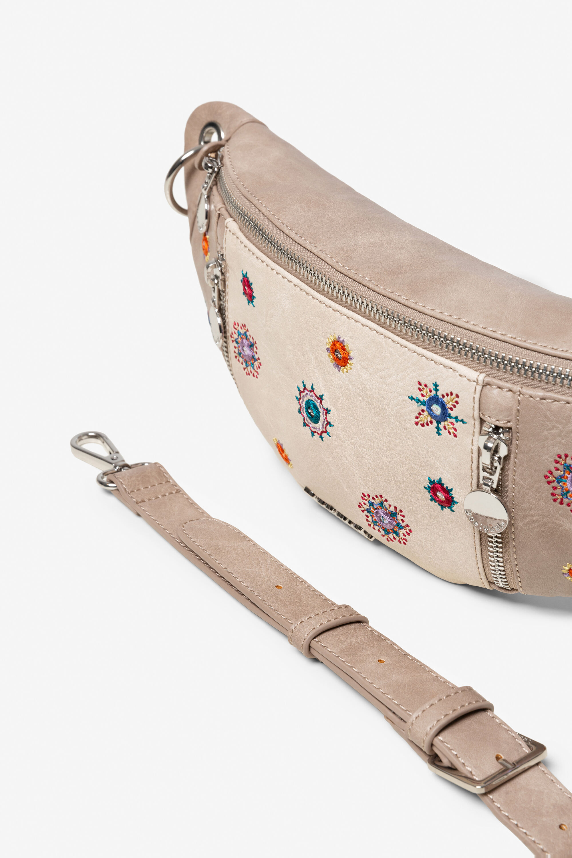 Sac banane nude Julietta Agra