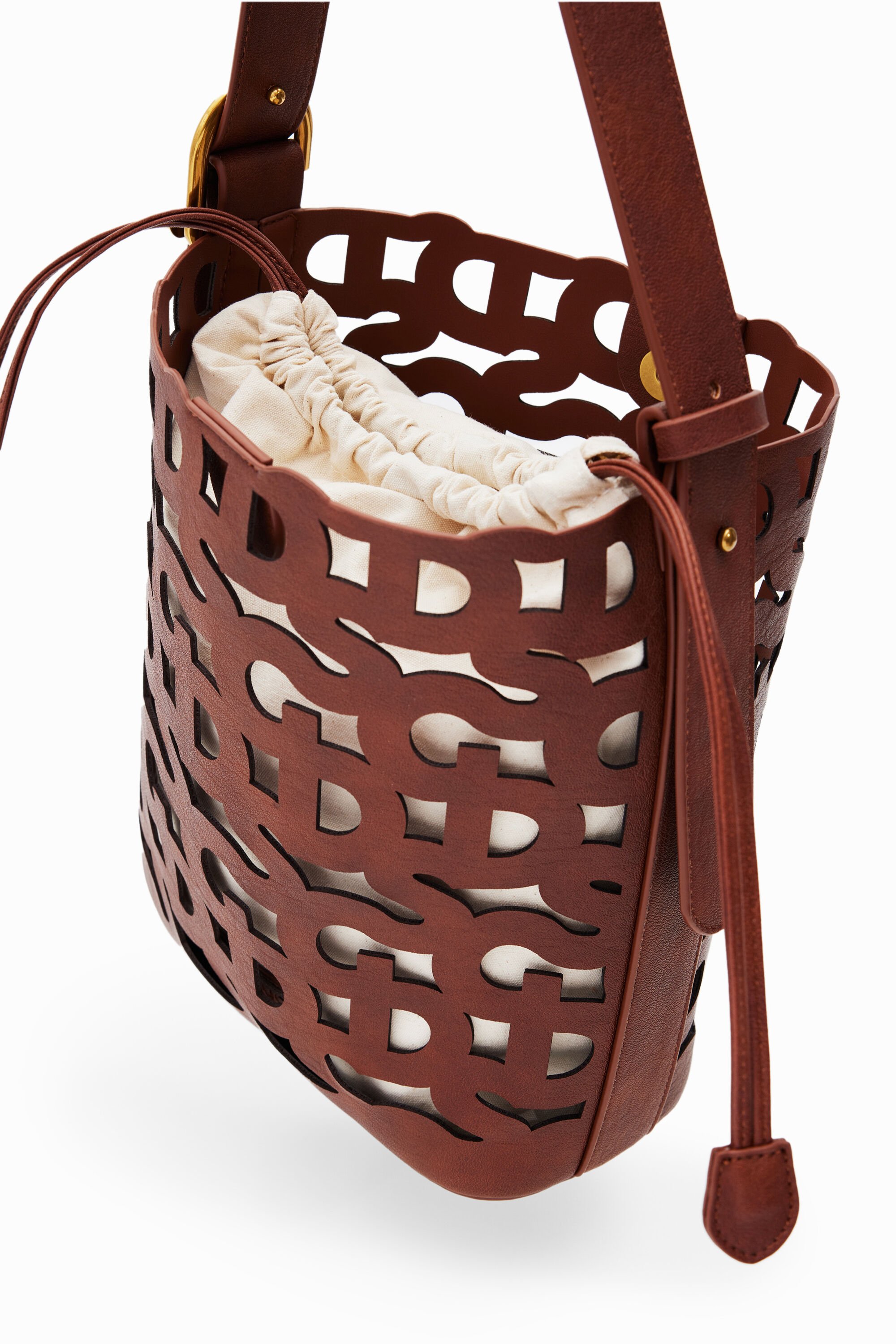 Basket desigual clearance