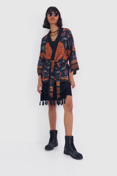 boom Broer trechter Ethnic tassels kimono | Desigual.com