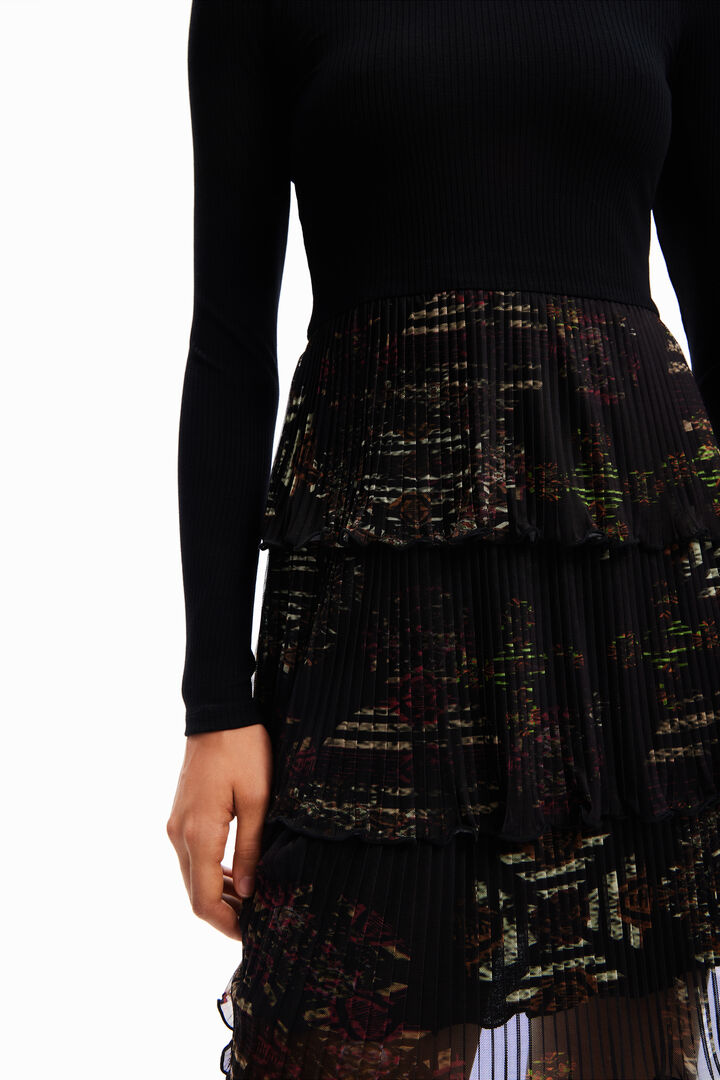 Short pleated dress | Desigual