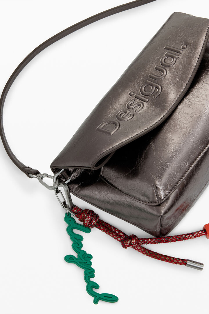 Bolso logo 3D solapa metalizado mediano | Desigual