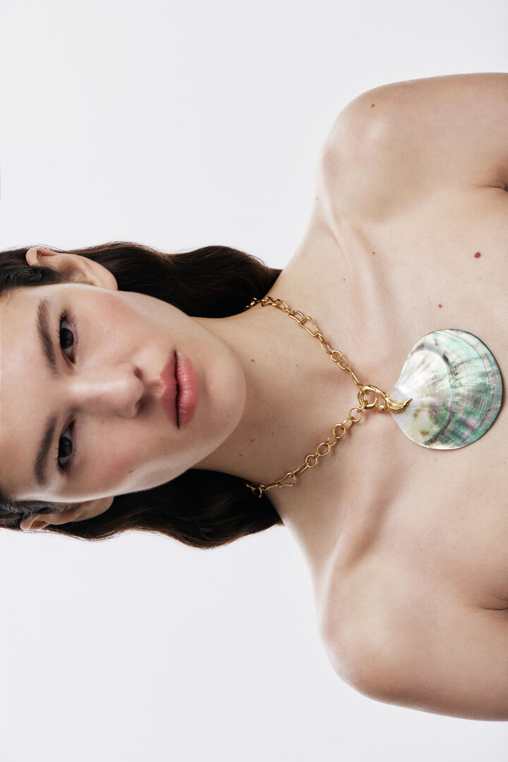 Gold-plated mother-of-pearl shell pendant Zalio | Desigual