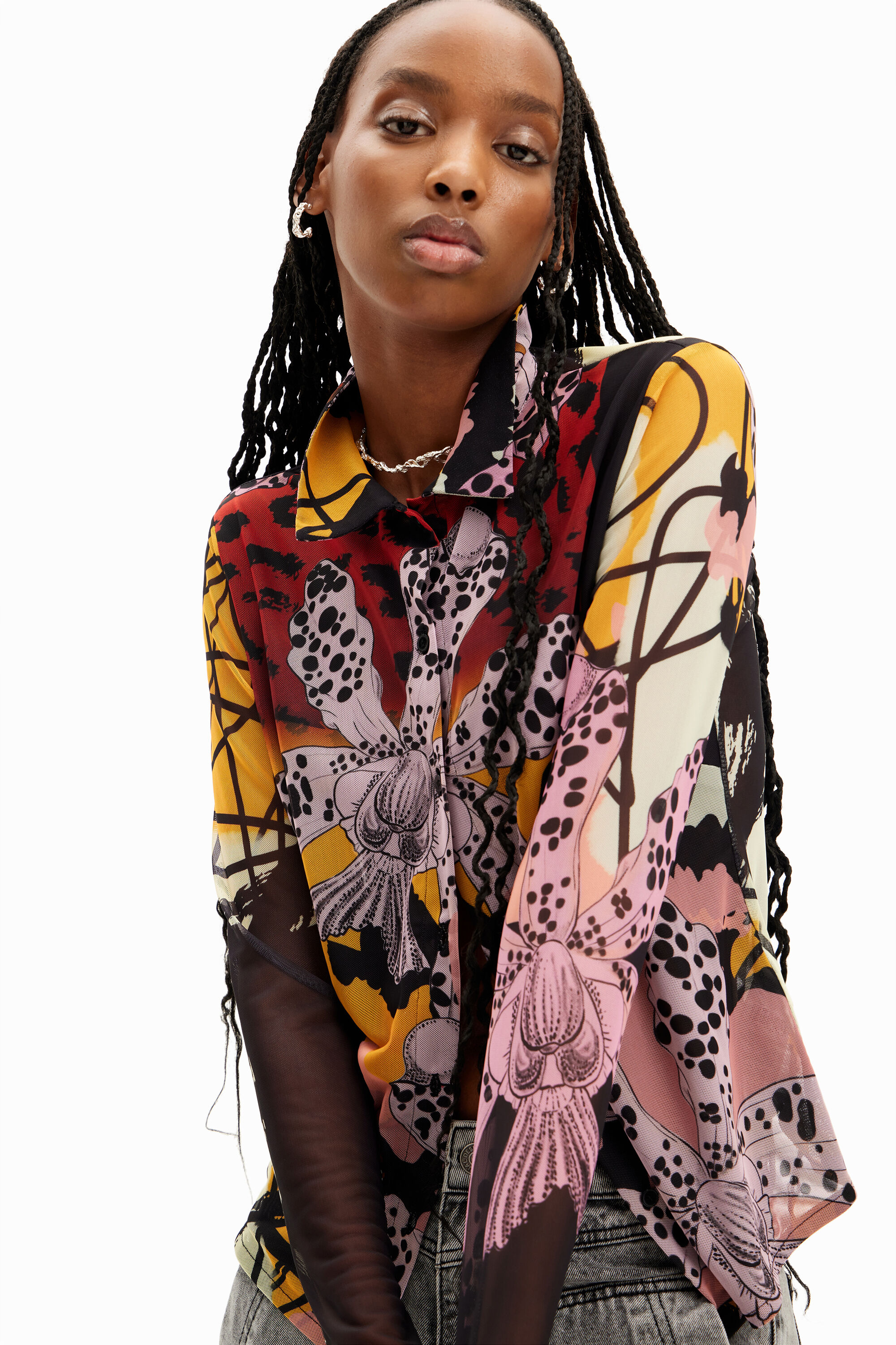 Chemise a manches longues avec motif femme et fleurs