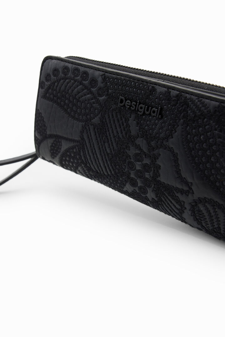 Large floral embroidery wallet | Desigual