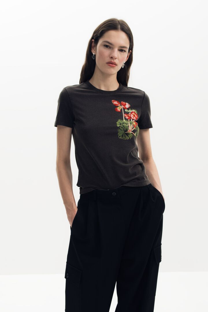 Koszulka zaprojektowana przez Mr. Christian Lacroix | Desigual