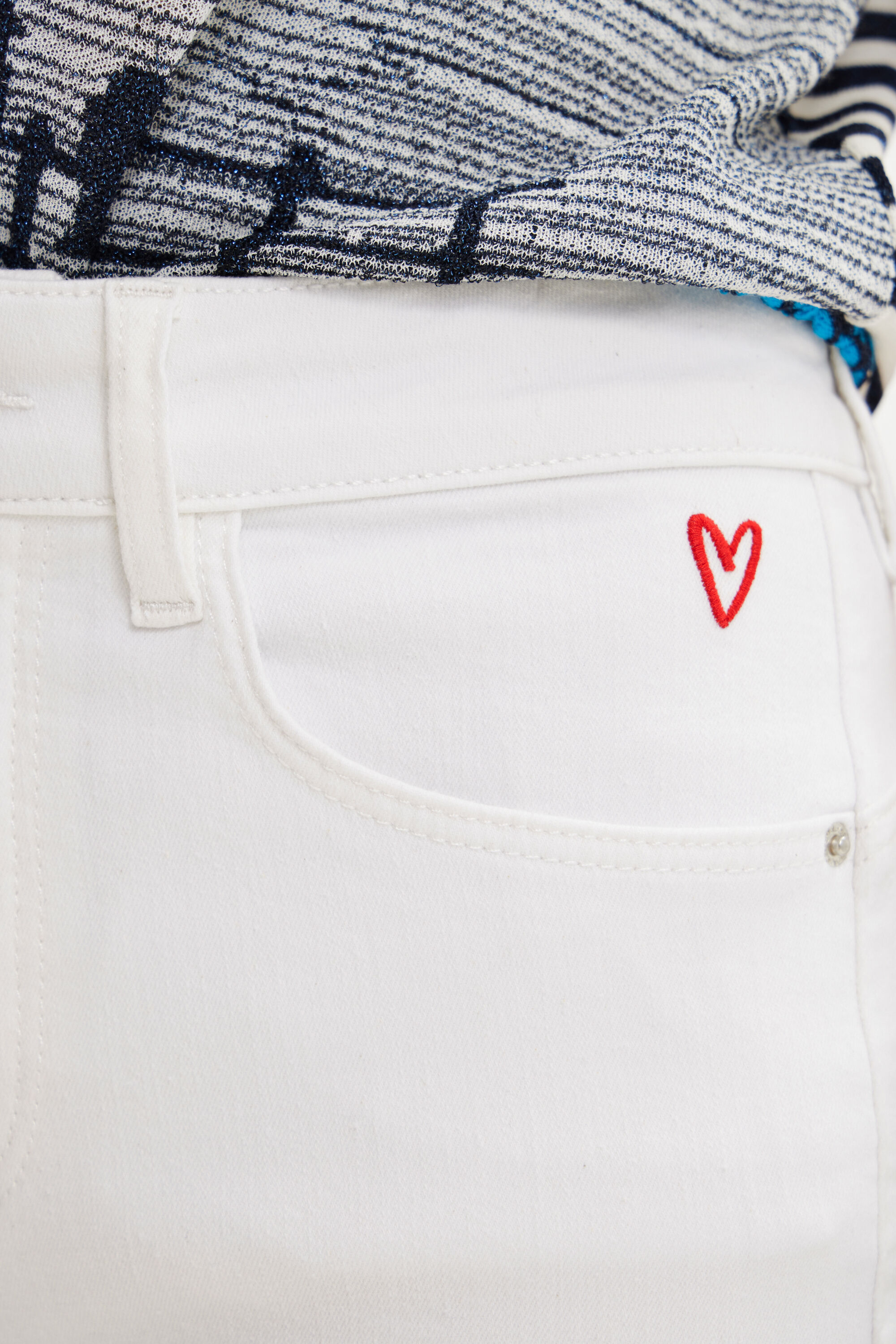 Levi's 535 super hot sale skinny jeans white