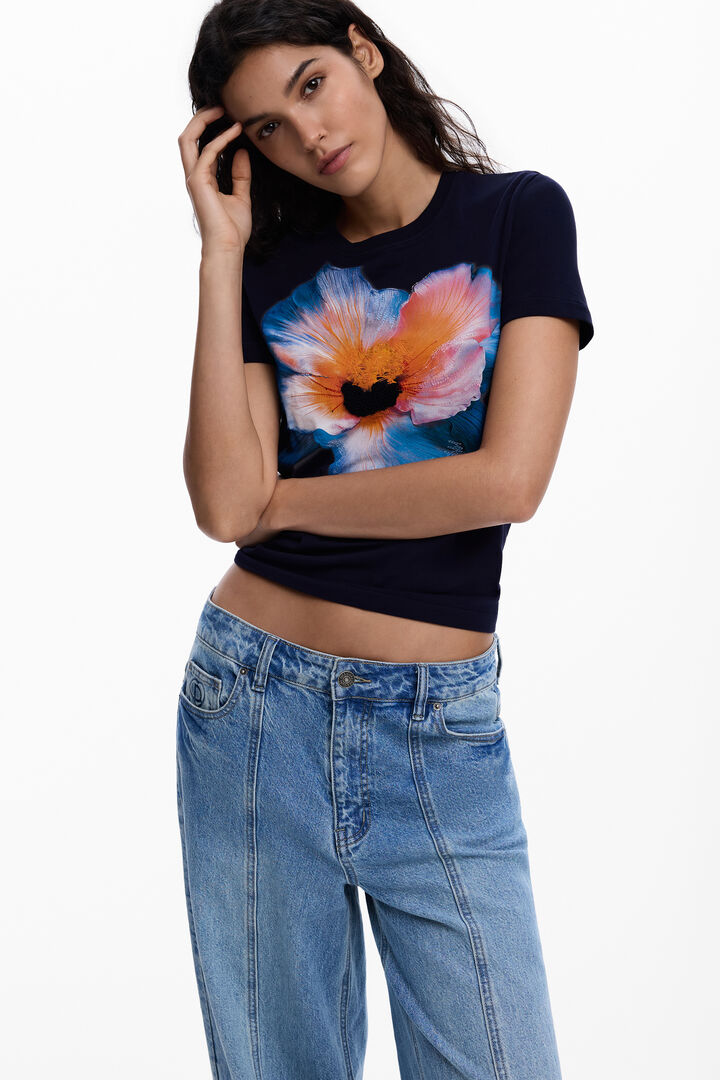T-shirt à grande fleur