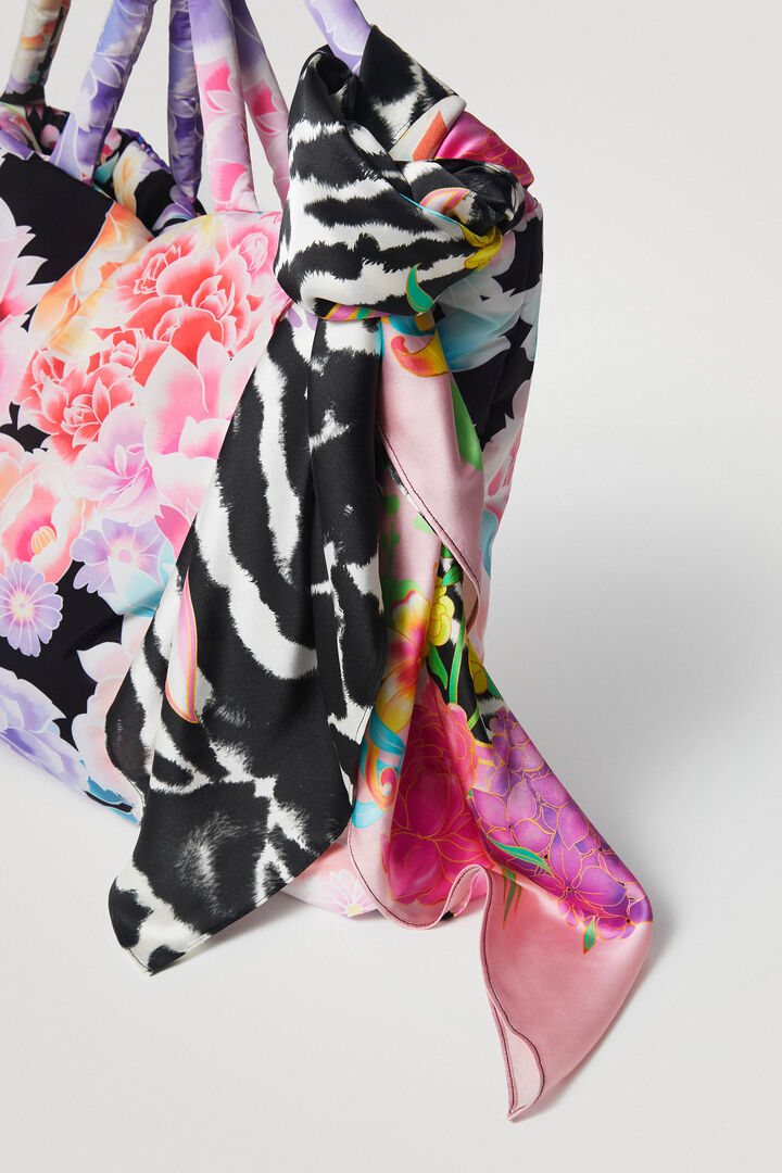 Foulard cuadrado seda | Desigual
