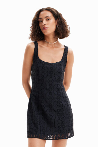 Women’s Short lace dress I Desigual.com