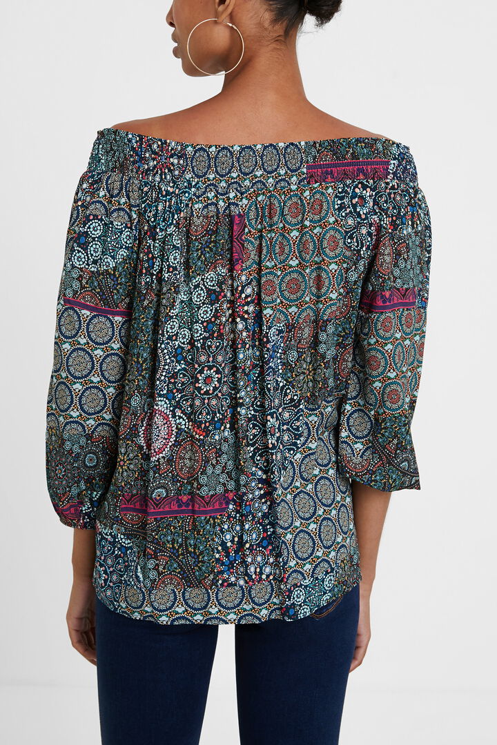 Blusa escote barco mandala | Desigual