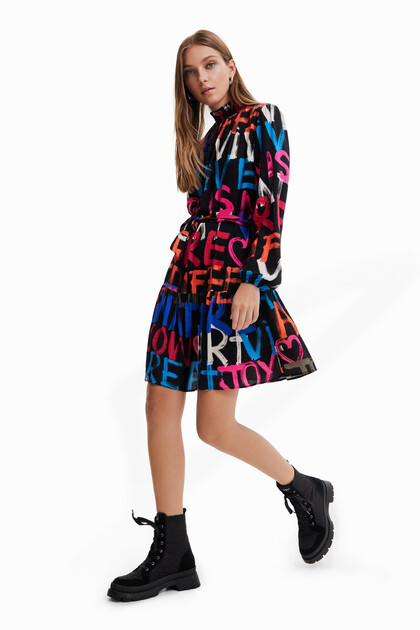 Short tunic dress with messages