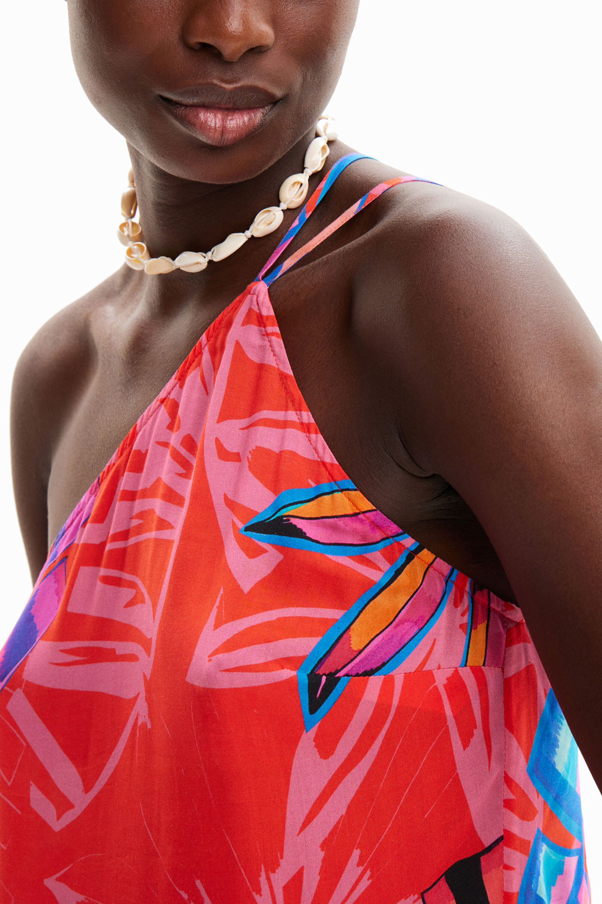 Asymmetrical clothing club desigual 2025