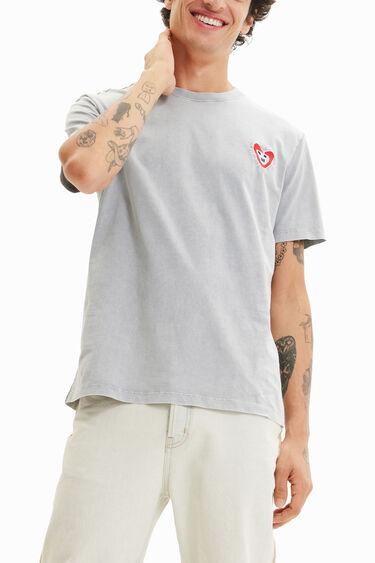 Camiseta bordado corazón | Desigual