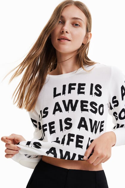 Krótki sweter „Life is awesome”