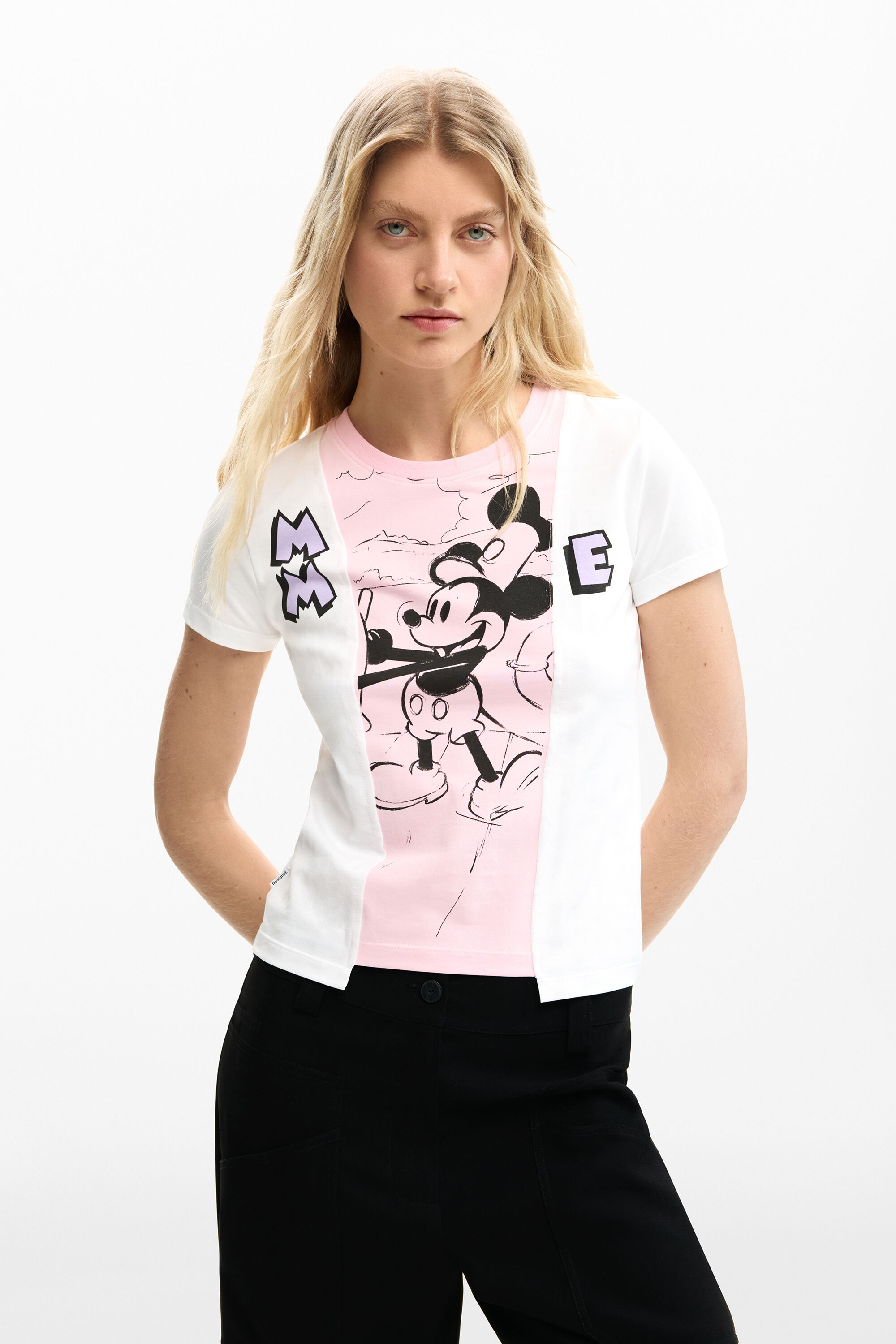 26SWTK44_1000_1.jpg?sfrm=jpg&v 