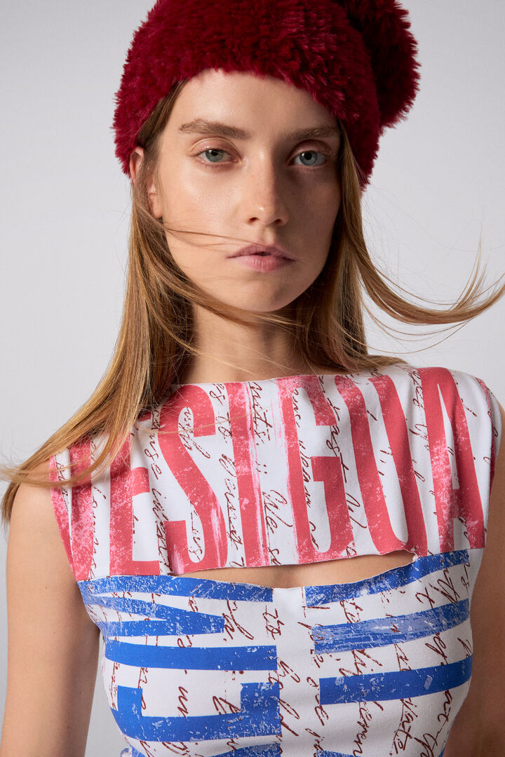 Camiseta abertura lettering | Desigual
