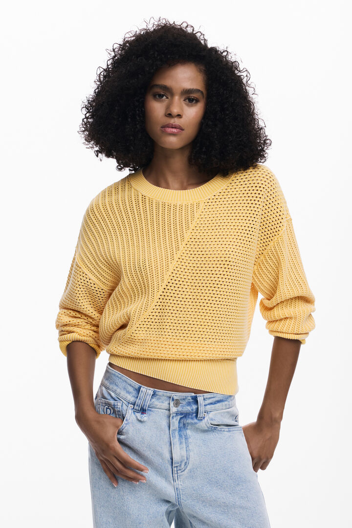 Pull en maille brodé
