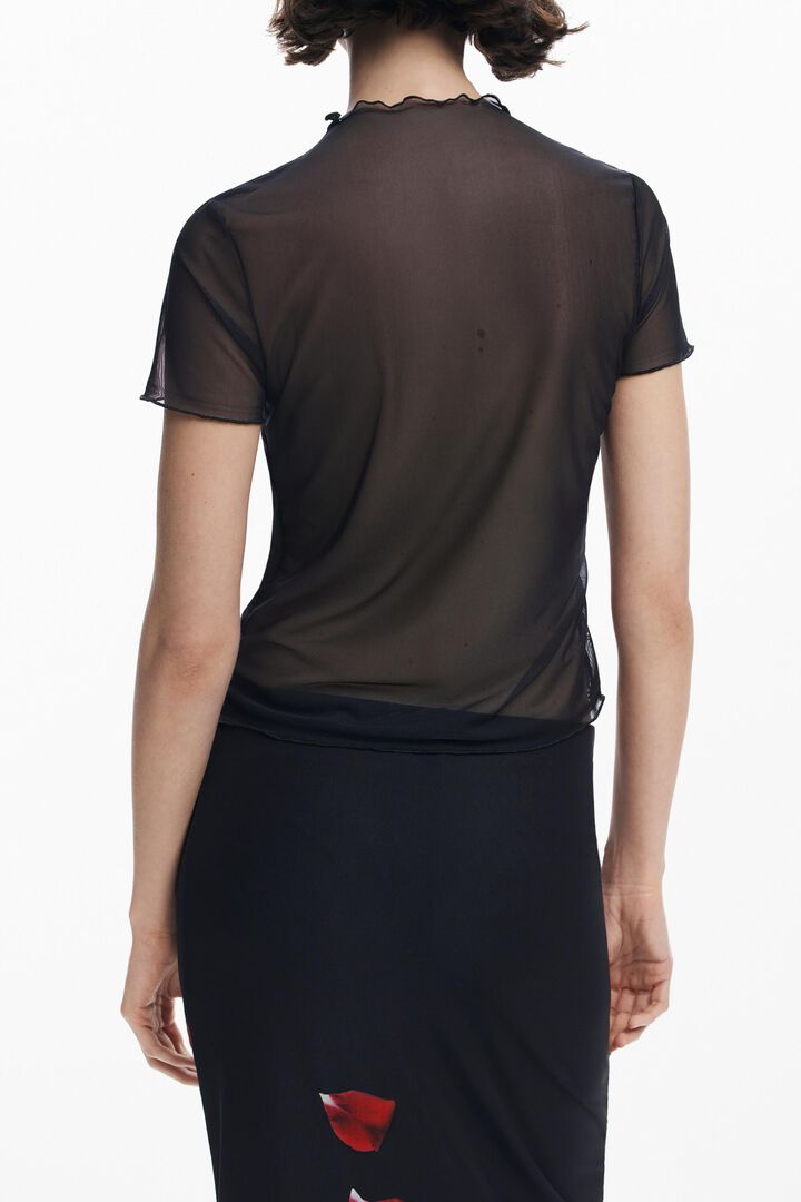 Camiseta flor Tyler McGillivary