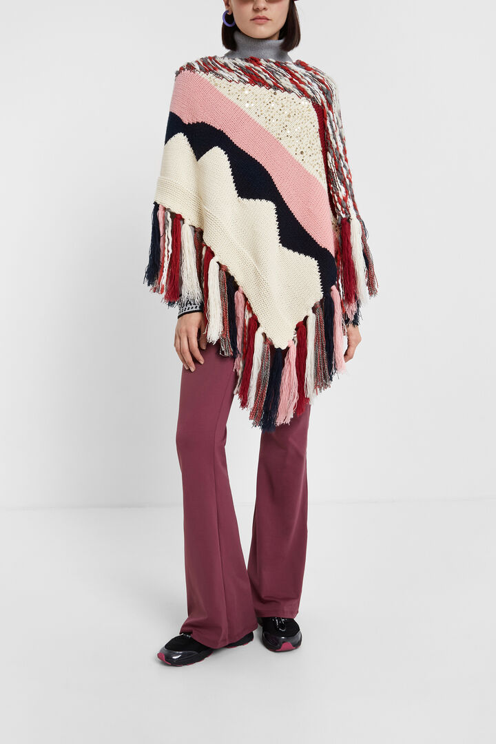 Knit patch poncho | Desigual