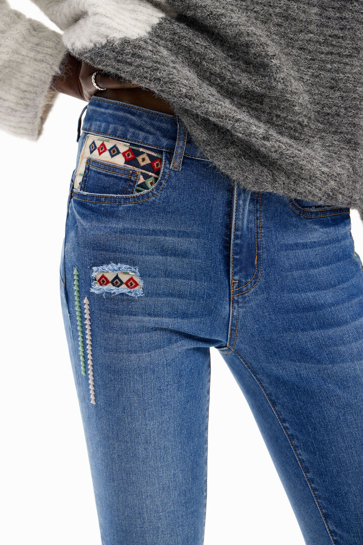Slim embroidered jeans | Desigual