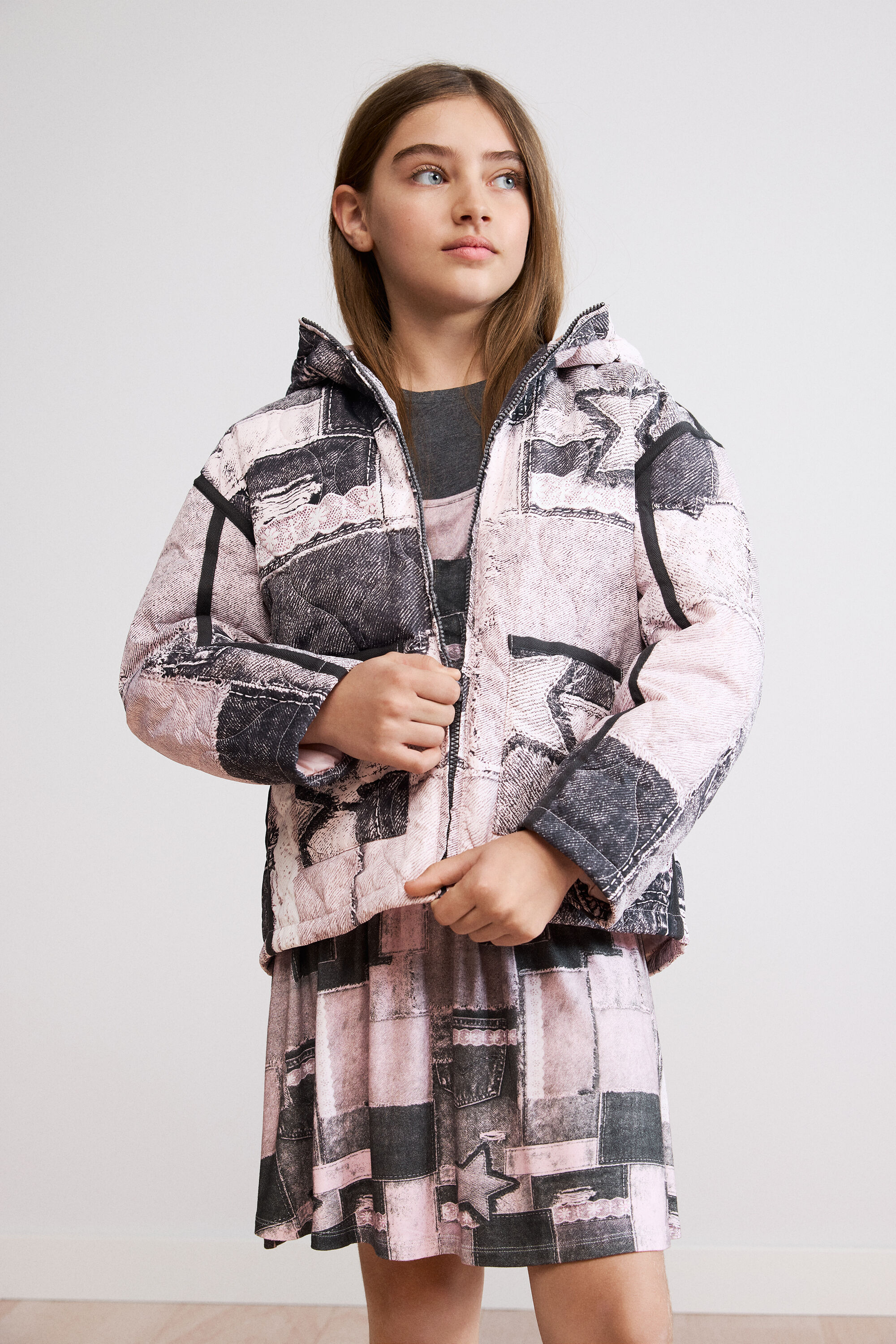 Desigual Donna Nero Giacca Con Cappuccio Collage 7/8