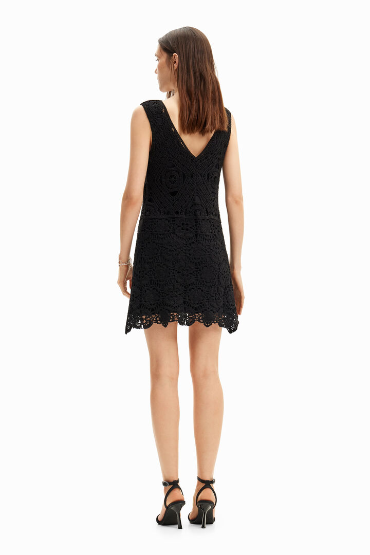 Vestido corto crochet | Desigual