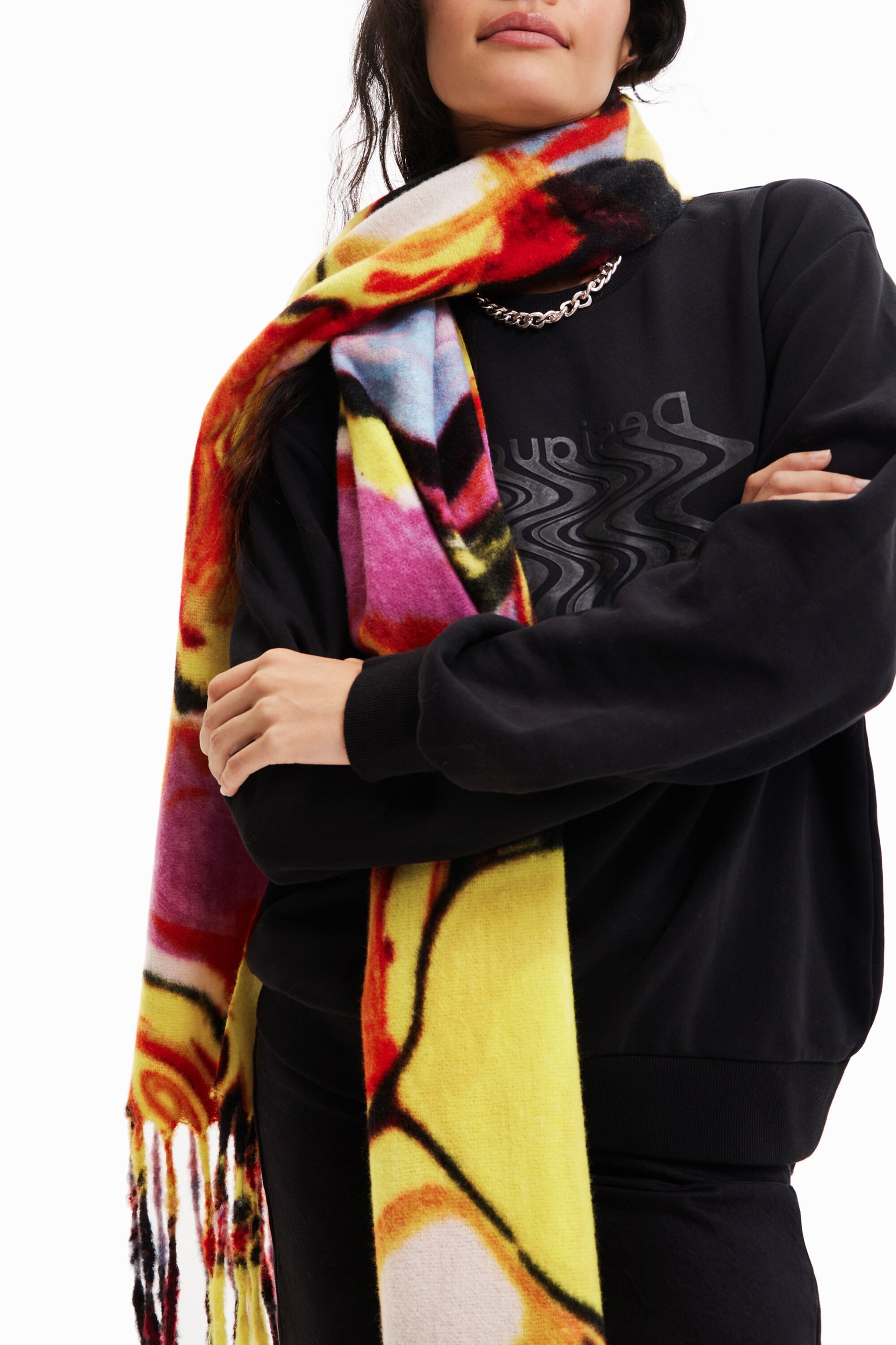 Arty scarf