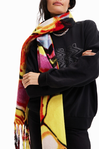 Arty scarf