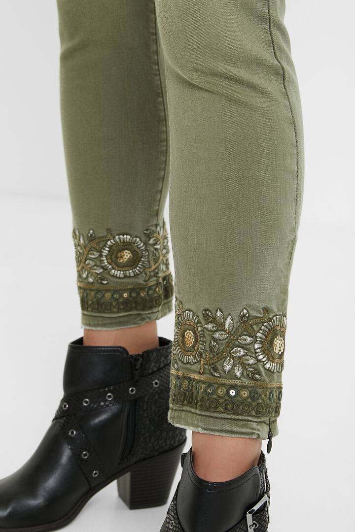 Pantalón vaquero skinny bordado floral | Desigual