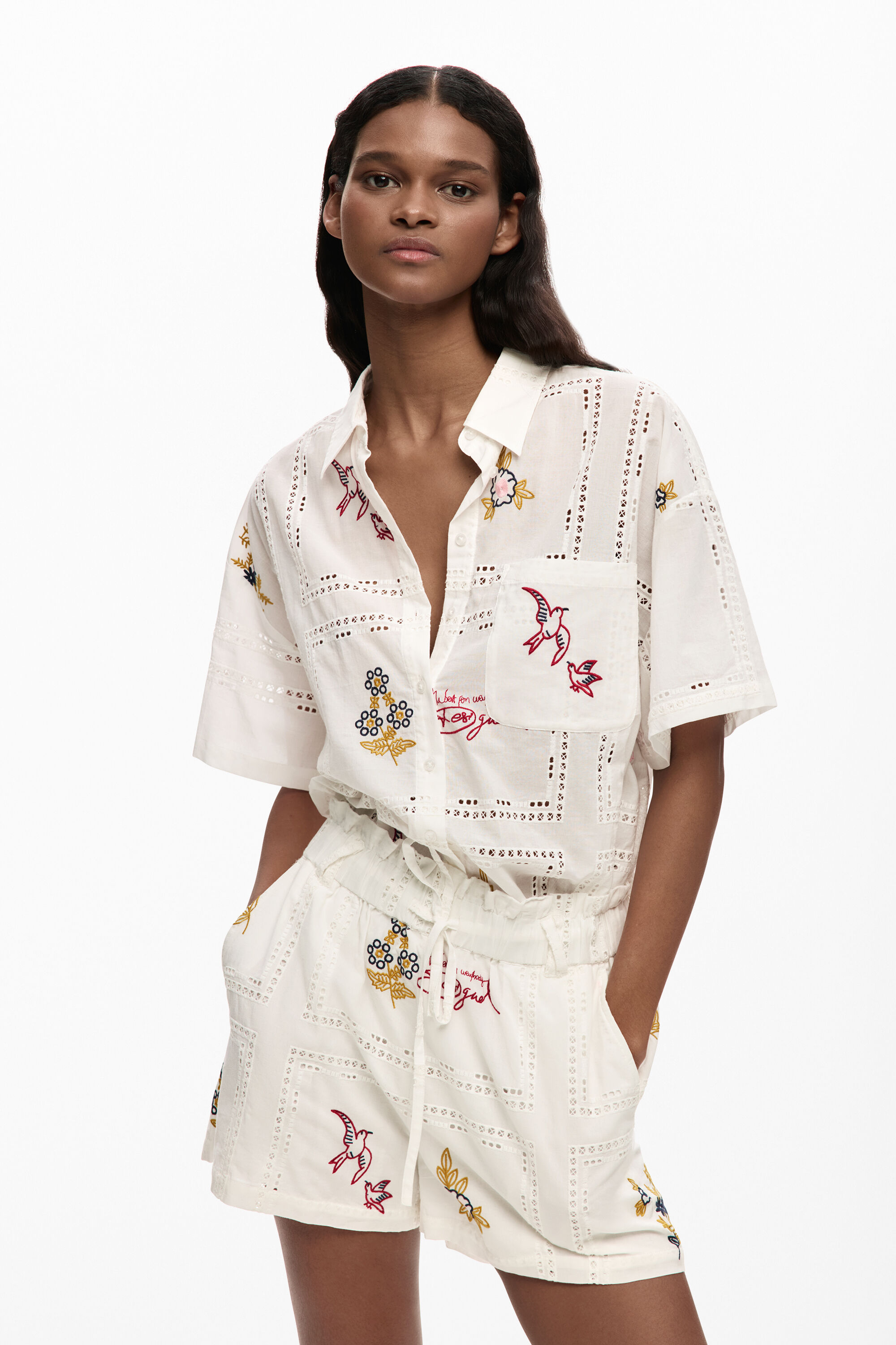刺繍入りショートパンツ ホワイト 女性用 I Desigual.com