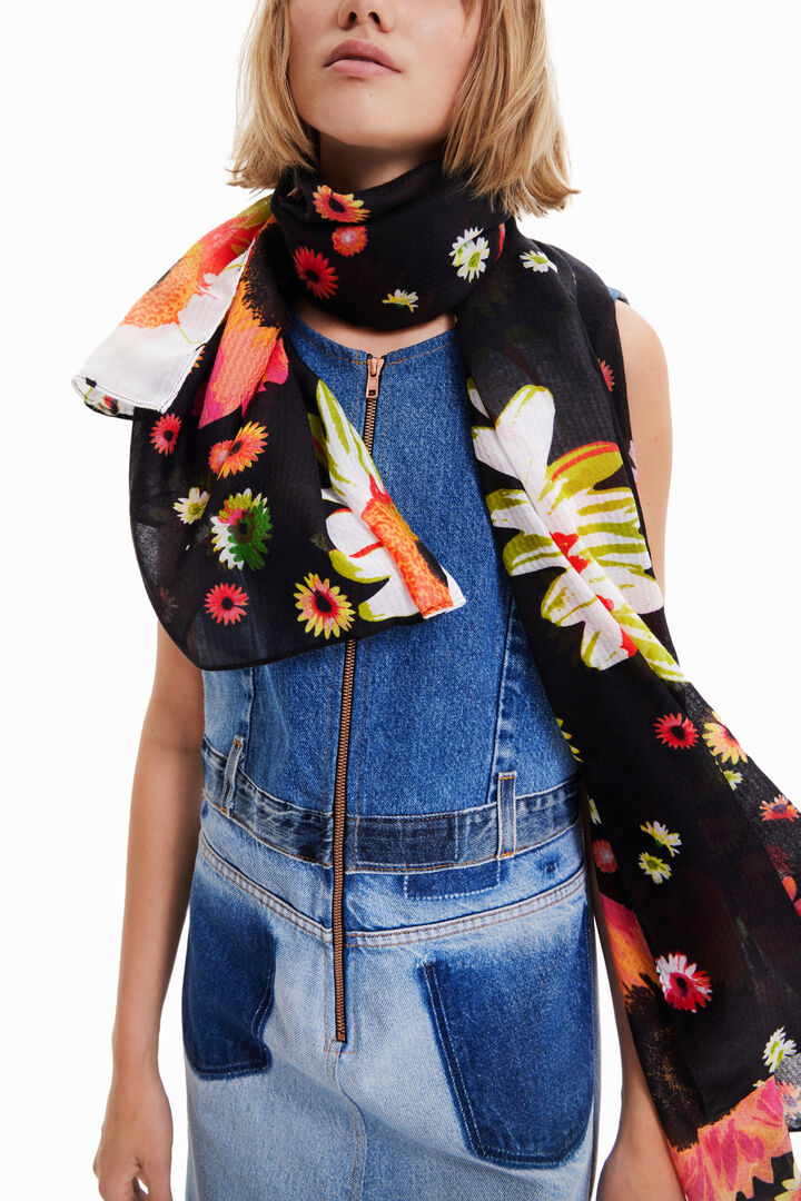 Square daisies foulard | Desigual