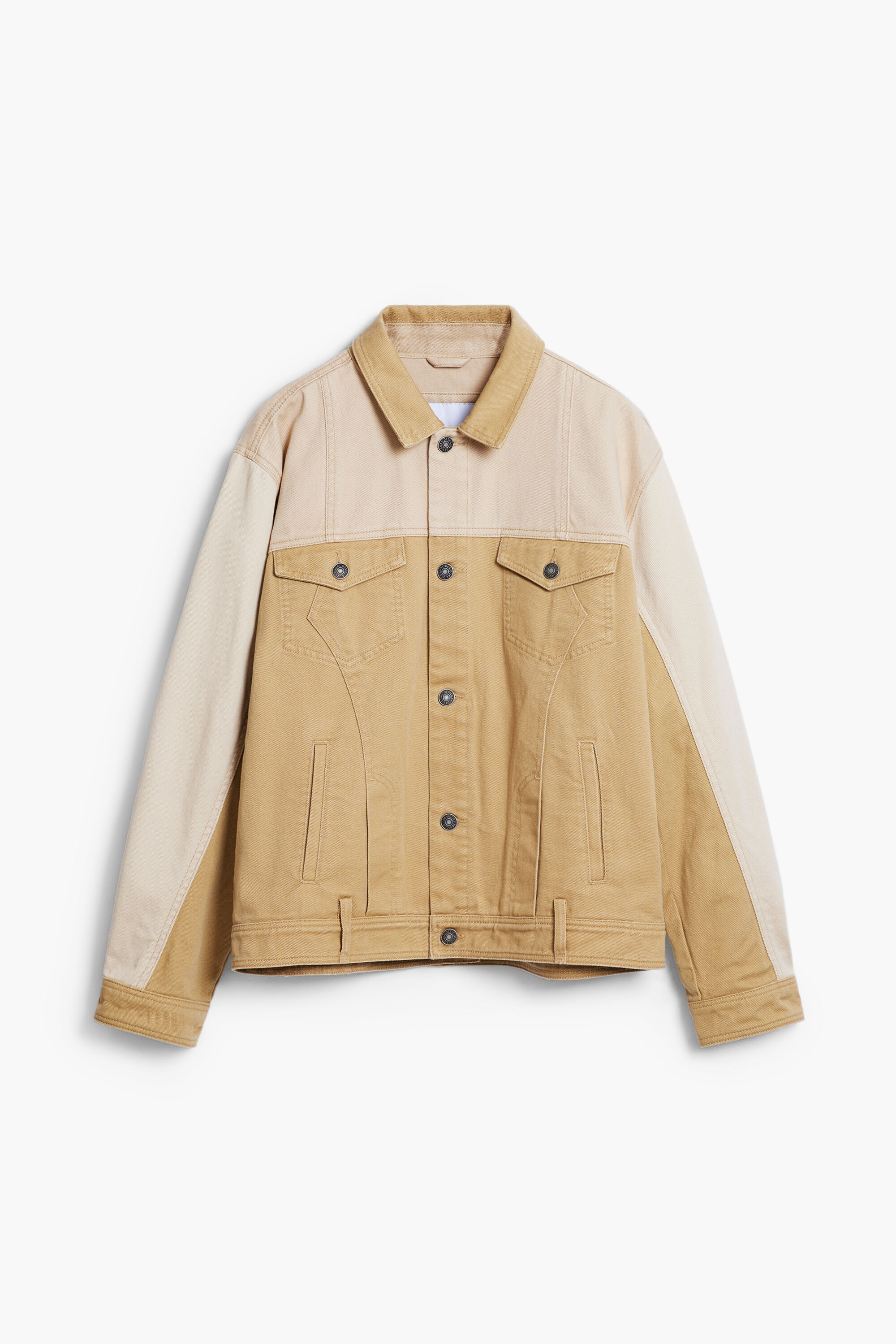 Spijkerjack met contrast