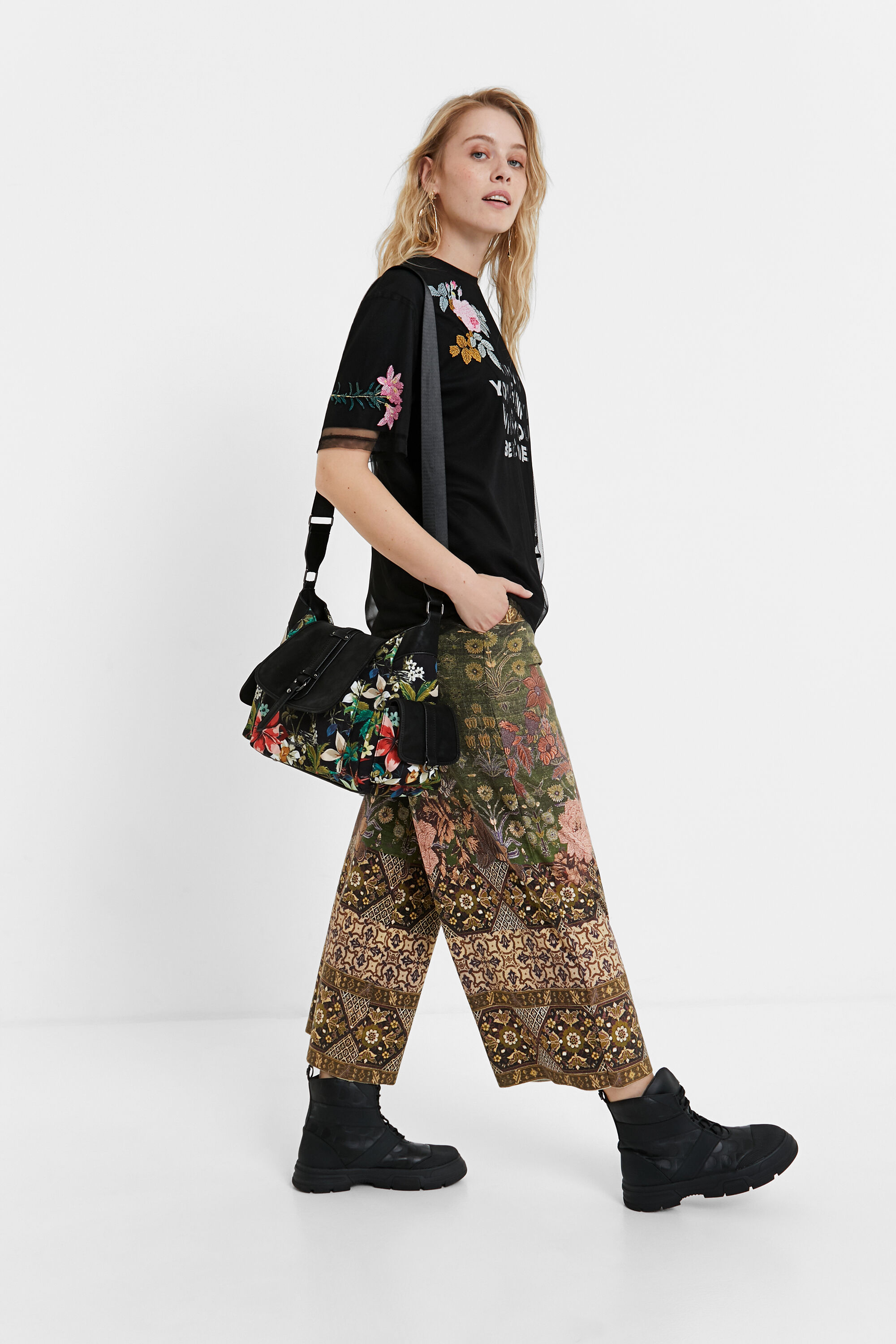 Arty floral bag