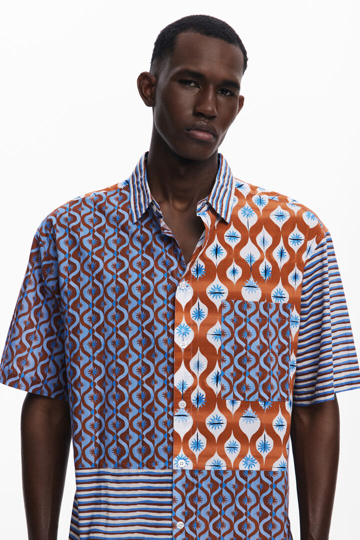 Chemise à manches courtes avec soleils | Desigual