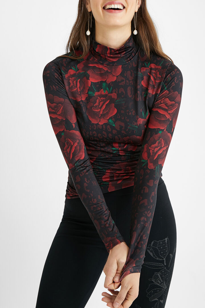 Camiseta slim rosas | Desigual