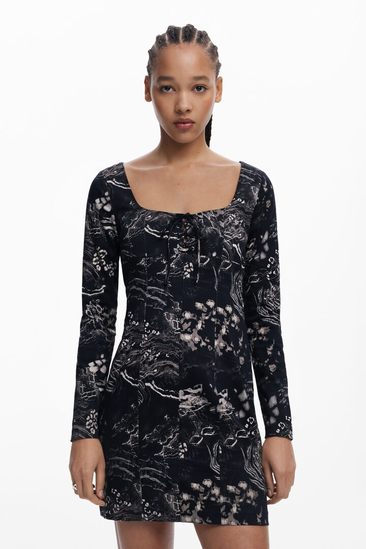 Vestido corto escote cuadrado | Desigual