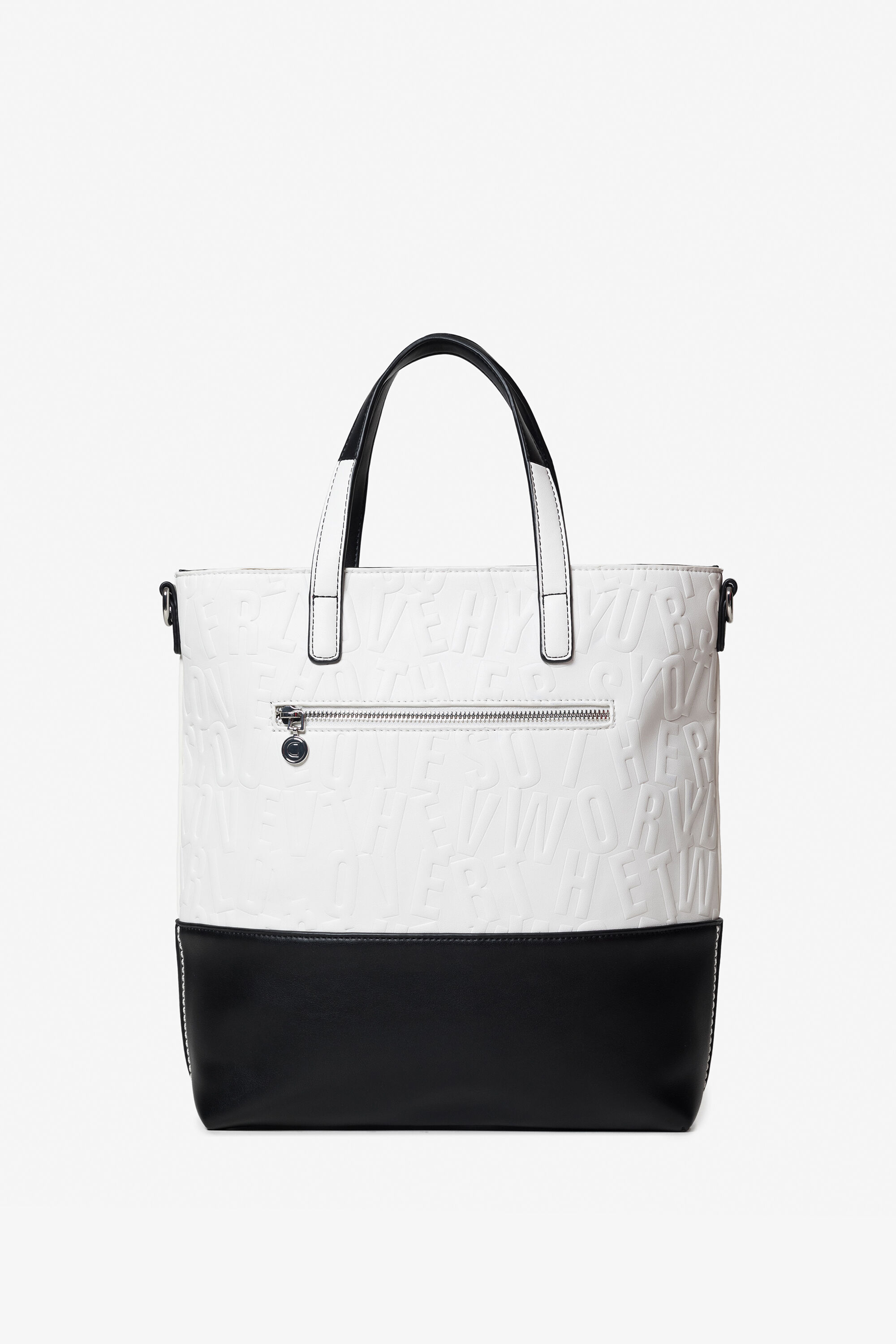 2 in 1 Tasche mit reliefartigen Buchstaben 2 in 1 Tasche mit reliefartigen Buchstaben