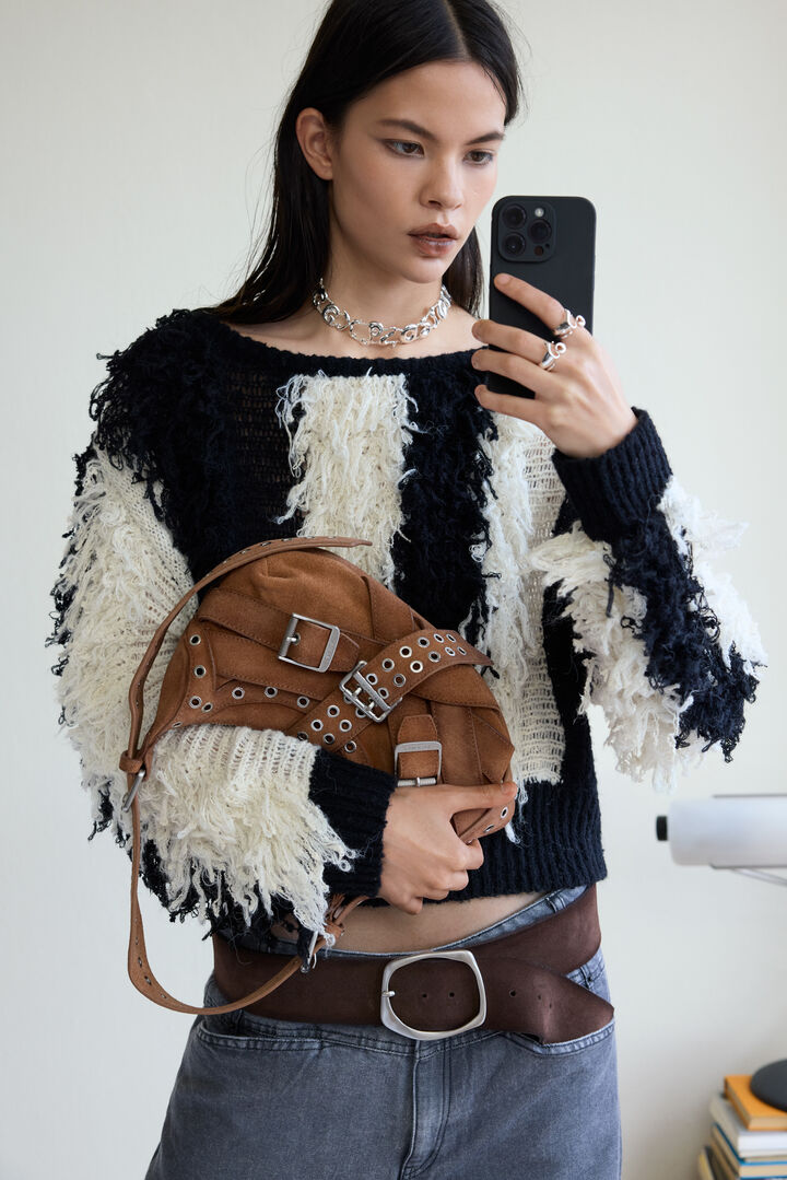 Medium leather bag with buckles | Desigual