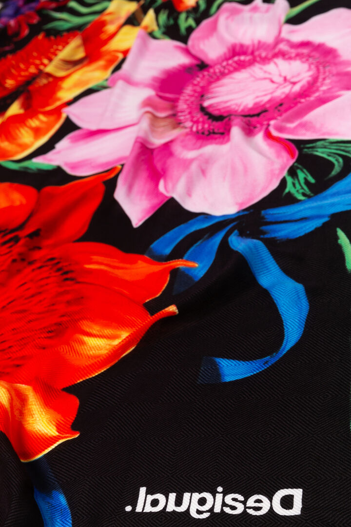 Foulard rectangulaire floral Designed by M. Christian Lacroix | Desigual