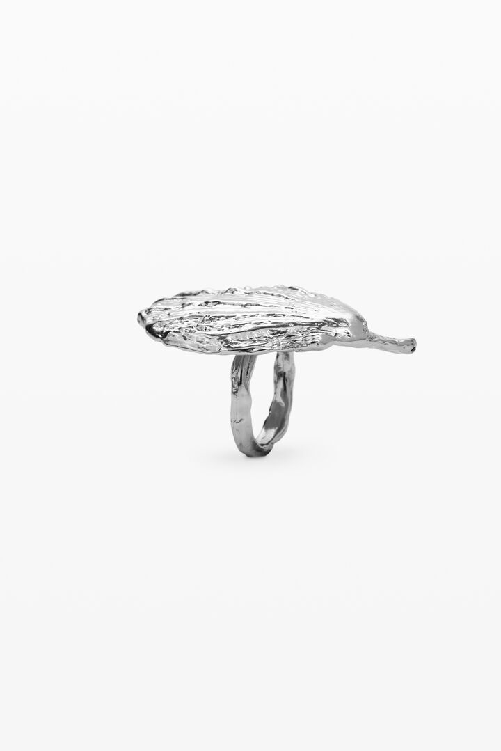 Gold-plated shell ring Zalio | Desigual