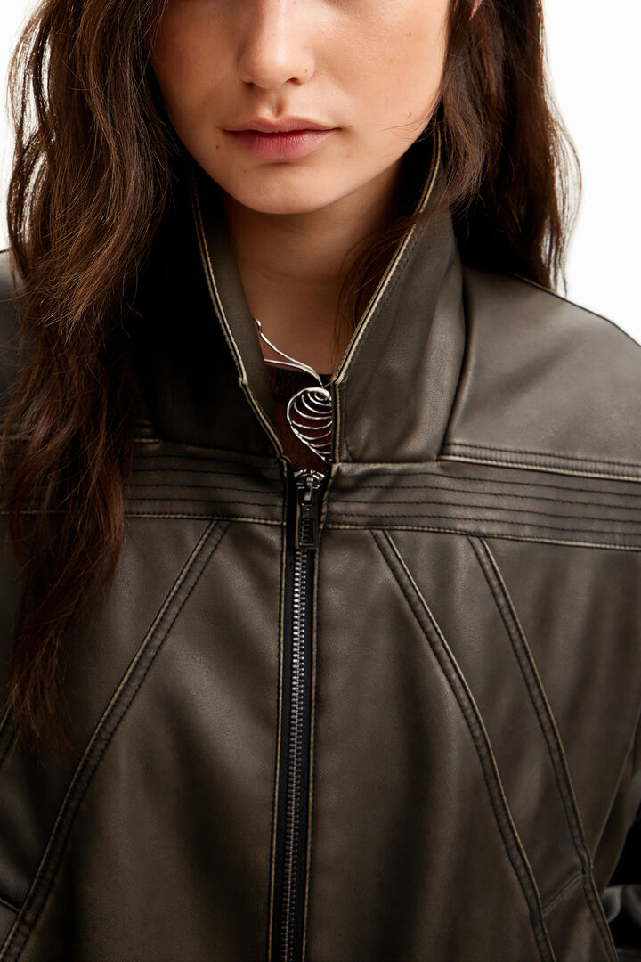Leather-effect detachable sleeve jacket | Desigual