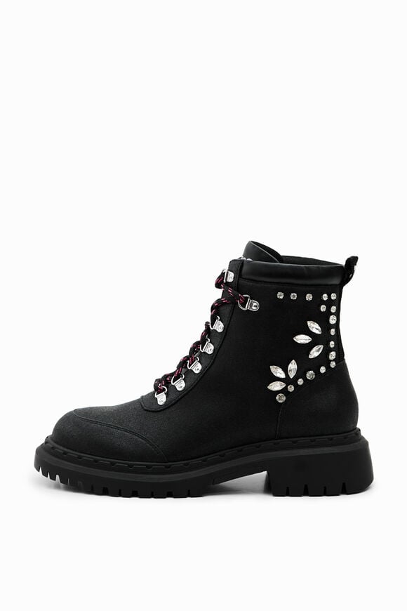 Lace-up boots with crystals
