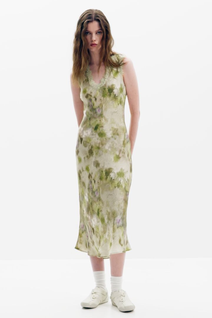 Vestido flores satinado Collina Strada | Desigual