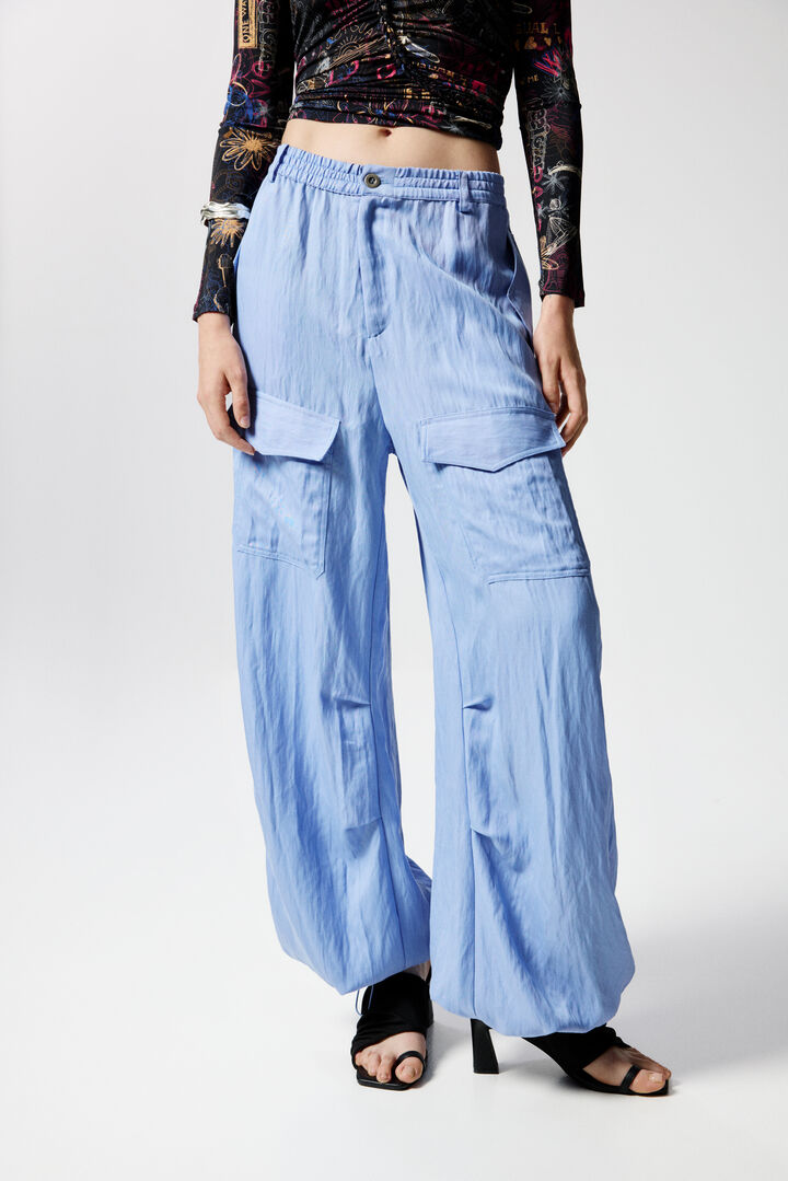 Pantalon cargo à poches | Desigual