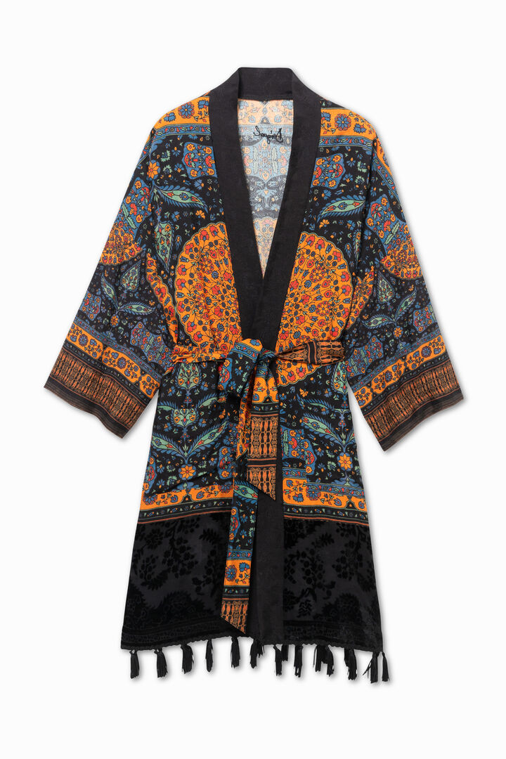 Etnische kimono met kwastjes